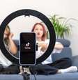 Veja o que o Tik Tok recomenda para Outubro -  Foto: Shutterstock / João Bidu