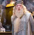 Morre Michael Gambon, astro de 'Harry Potter', aos 82 anos  Foto: Reprodução / Hollywood Forever TV