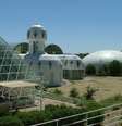 Biosphere 2 (Biosfera 2), habitat usado nos anos 90 para simular vida fora da Terra  Foto: DrStarbuck/Flickr / Wikimedia Commons