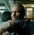 No filme que suscitou polêmica, Jim Ballard (Jim Caviezel) é um agente que salva crianças de uma rede de exploração  Foto: Divulgação