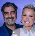 Xuxa madrasta pela segunda vez! Junno Andrade descobre que é pai de um homem de 39 anos.  Foto: AGNews / Purepeople