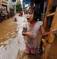 As emergências climáticas afetam especialmente as crianças nas sociedades mais vulneráveis  Foto: Getty Images / BBC News Brasil