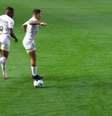 Soteldo em cima da bola durante o jogo contra o Vasco –  Foto: Reprodução/TV Globo