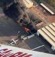 O avião explodiu após colidir contra uma estrutura   Foto: Reprodução/Corpo de Bombeiros 