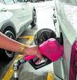 Preço da gasolina teve queda  Foto: DANIEL TEIXEIRA / ESTADÃO / Estadão
