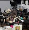 Policiais do Deic prenderam uma das principais mulheres envolvidas em furtos de apartamentos em São Paulo.  Foto: Divulgação/Deic / Estadão
