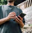 Samsung já garante cinco anos de atualizações para a linha Galaxy; ideia é expandir esse suporte para todos os aparelhos da marca e atender a regulações internacionais (Imagem: Jonas Leupe/Unsplash)  Foto: Canaltech