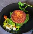 Hambúrguer de salmão  Foto: Galazveruga | Shutterstock / Portal EdiCase