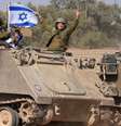 Israel está concentrando tropas e equipamentos militares perto da Faixa de Gaza  Foto: BBC News Brasil