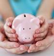 A educação financeira deve começar na infância -  Foto: Shutterstock / Alto Astral