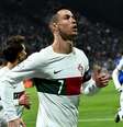 Cristiano Ronaldo marcou dois gols na goleada de Portugal sobre a Bósnia (Elvis Barukčić/AFP via Getty Images)  Foto: Esporte News Mundo
