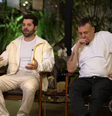 Alok ao lado de seu pai, Juarez Petrillo, durante entrevista ao 'Fantástico' em outubro de 2023, dias após ataque terrorista a rave em Israel   Foto: Reprodução/TV Globo