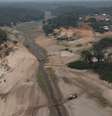 Rio Negro, em Manaus, enfrenta a pior seca da história e cidades ficam isoladas  Foto: Bruno Kelly / REUTERS/Bruno Kelly