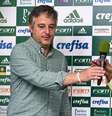 Paulo Nobre e Leila Pereira no lançamento de uniforme do Palmeiras, em 2016  Foto: Sergio Barzaghi/Gazeta Press