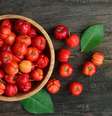 A acerola é rica em vitamina C e outros minerais -  Foto: Shutterstock / Alto Astral