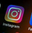 Meta é acusada de "viciar" menores de idade em suas redes sociais  Foto: Brett Jordan/Unsplash