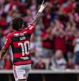 Gabigol se tornou um dos maiores ídolos d a história do Flamengo e acordo para renovação está próximo de ser concretizado – Paula Reis / CRF  Foto: Jogada10