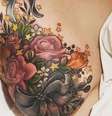 A tatuagem ajuda a disfarçar cicatrizes e elevar a autoestima -  Foto: Reprodução / Instagram / @hellogalexandra / Alto Astral