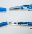 Comparação entre as canetas injetáveis; acima está a original, da Novo Nordisk, abaixo, a versão falsa  Foto: Reprodução/ BASG