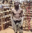 Nzamwita conta que se confinou na própria casa com cercas aos 16 anos  Foto: Reprodução/ Daily Mail