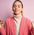 Saber respirar de maneira consciente impacta todo o nosso corpo, e evita estresse e ansiedade. Confira como! -  Foto: Shutterstock / João Bidu