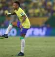 Foto: Neymar chamou a responsabilidade na partida. Arriscou chutes, concluiu dribles e deu a assistência para o gol de Gabriel Magalhães ( Vitor Silva/CBF) / Gazeta Esportiva