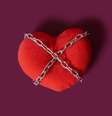 Vínculos espirituais escondem o que está mantendo você refém das emoções. Descubra a verdade sobre a dependência emocional! -  Foto: Shutterstock / João Bidu
