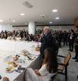 Em café da manhã com jornalistas, Lula afirmou querer tirar do papel acordo entre os dois blocos  Foto: Wilton Junior/Estadão / Estadão