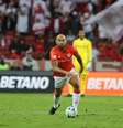 Rodrigo Moledo pode não jogar mais pelo Colorado –  Foto: Ricardo Duarte/Internacional / Jogada10