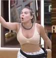 A Fazenda 15: Kally surta e toma atitude agressiva contra Lucas -  Foto: Reprodução/ Playpluss / Famosos e Celebridades
