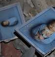 Não se sabe se este bebê, cujas fotos foram encontradas nos escombros do complexo da Igreja de São Porfírio, está entre sobreviventes do ataque aéreo israelense ocorrido em 19 de outubro  Foto: BBC News Brasil