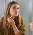 Dermaplaning: raspar ou não raspar? Eis a questão! -  Foto: Shutterstock / todateen