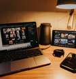 Imagem meramente ilustrativa de uma videochamada  Foto: Gabriel Benois/ Unsplash