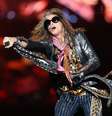 O cantor Steven Tyler, vocalista do Aerosmith, em show no Brasil em outubro de 2013.  Foto: JF Diório/ Estadão/ 20-10-2013 / Estadão