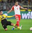  Kane escapa da marcação de Hummels  –  Foto: Stuart Franklin/Getty Images / Jogada10