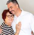 Rafael Schinoff e sua mãe Nice Araújo   Foto: Tomio Studio / Divulgação