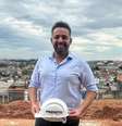 Prefeito Ney Santos, de Embu das Artes  Foto: Reprodução/ Instagram @neysantos_sp