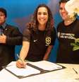 Anielle Franco assinou protocolo de intenções de ações contra o racismo com a Confederação Brasileira de Futebol no dia 24 de setembro  Foto: Reprodução/Instagram/@aniellefranco / Estadão
