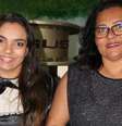 Aracy Viana, e a mãe, Mara Viana; a jovem se forma em Direito neste ano  Foto: Arquivo Pessoal