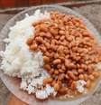 Arroz e feijão, o prato mais tradicional em todo o Brasil   Foto: Reprodução/Instagram/veganoperiferico 