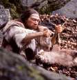 De acordo com o Smithsonian, os neandertais eram mais fortes, mais baixos e robustos do que os humanos modernos. Controlavam o fogo, viviam em abrigos e até enterravam seus mortos com oferendas e flores.  Foto: Neanderthal-Museum, Mettmann/Wikimedia Commons / Flipar