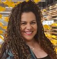 Patrícia é ativa nas causas raciais e trabalha pela inclusão de pessoas negras no mercado de trabalho  Foto: Reprodução/Instagram/eupatricia.santos