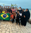 Crianças brasileiras e palestinas brincam em praia no Egito após deixar Gaza  Foto: Reprodução/Redes Sociais 