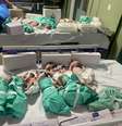 Bebês prematuros lutam para sobreviver em condições precárias no hospital de Al Shifa  Foto: Reuters