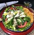 SALADA DA CANTINA COM TORRADAS DE ALHO LOW CARB  Foto: Bake and Cake Gourmet
