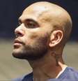 Daniel Alves está preso desde 20 de janeiro respondendo a processo por estupro –  Foto: Reprodução/Instagram / Jogada10