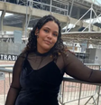 Estudante perde prova e enfrenta sol com vestido de veludo para ver show de Taylor Swift.  Foto: Reprodução/gshow/Juliana Pimenta
