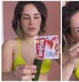 Kéfera mistura gelatina em pó com pepino mara suprir a vontade de comer doce  Foto: Reprodução/ Twitter @eltonsemh | Montagem Terra