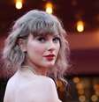 Taylor Swift fez seu primeiro show no Brasil no Estádio Nilton Santos, o Engenhão, para um público aproximado de 60 mil pessoas  Foto: Reuters / BBC News Brasil