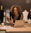 Empreender como mulher requer habilidade para conciliar múltiplos papéis e alcançar o sucesso  Foto: IKO-studio | Shutterstock / Portal EdiCase